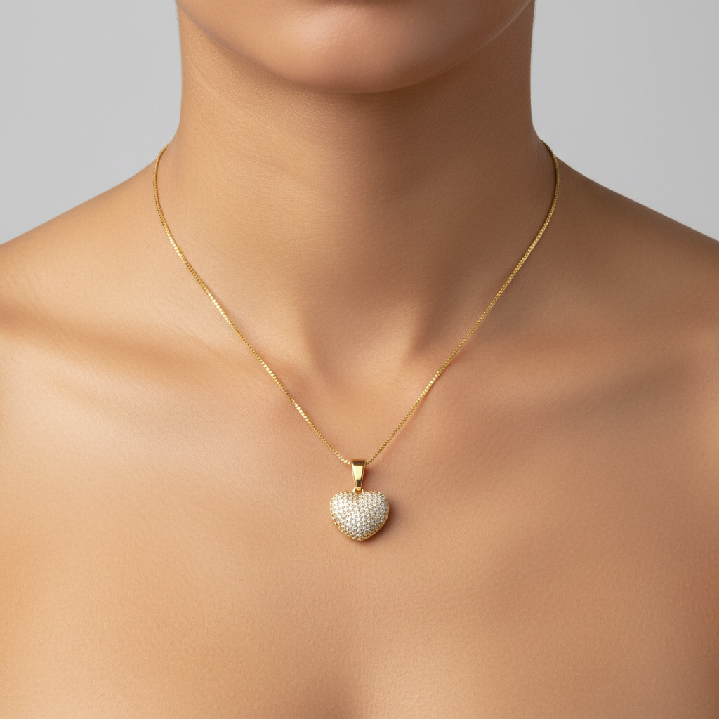 Colar Pingente Coração Cravejado